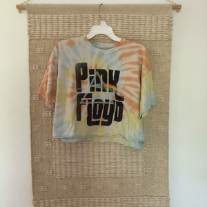 Cropped tie-dye band tee